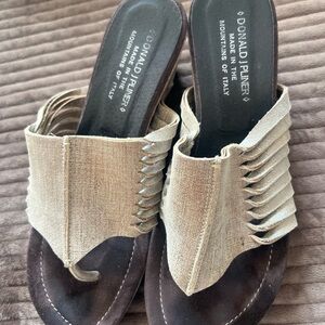 Donald J. Pliner Women's Tan Sandals